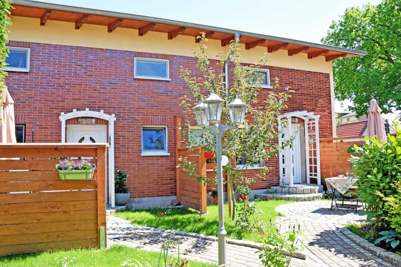 Ferienhaus Zum Hafen In Altefaehr Exteriér fotografie