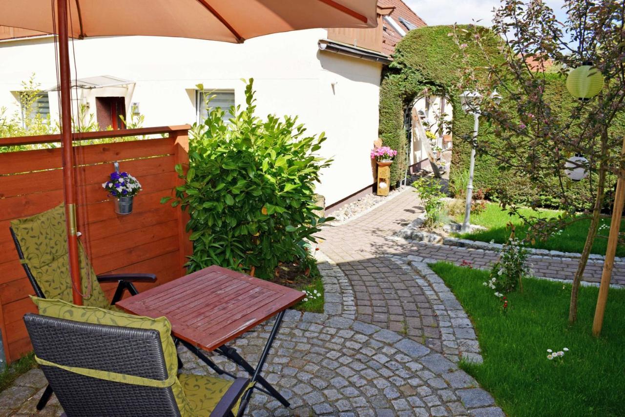 Ferienhaus Zum Hafen In Altefaehr Exteriér fotografie