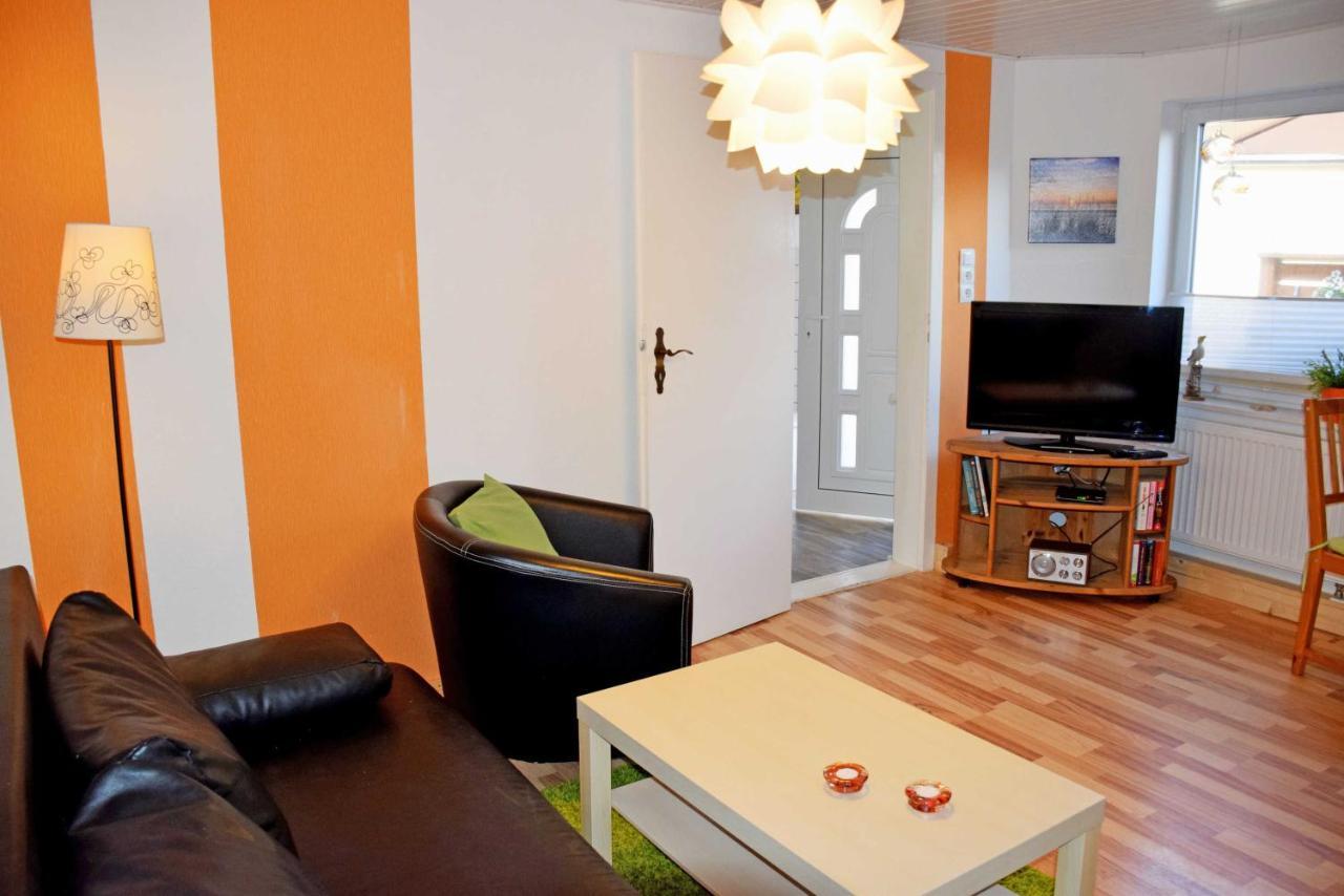 Ferienhaus Zum Hafen In Altefaehr Exteriér fotografie
