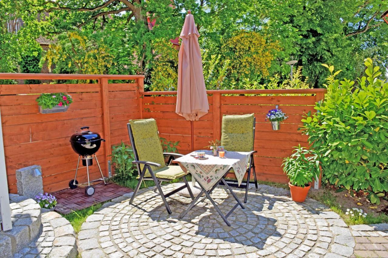 Ferienhaus Zum Hafen In Altefaehr Exteriér fotografie